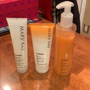 Mary Kay Satin Hands